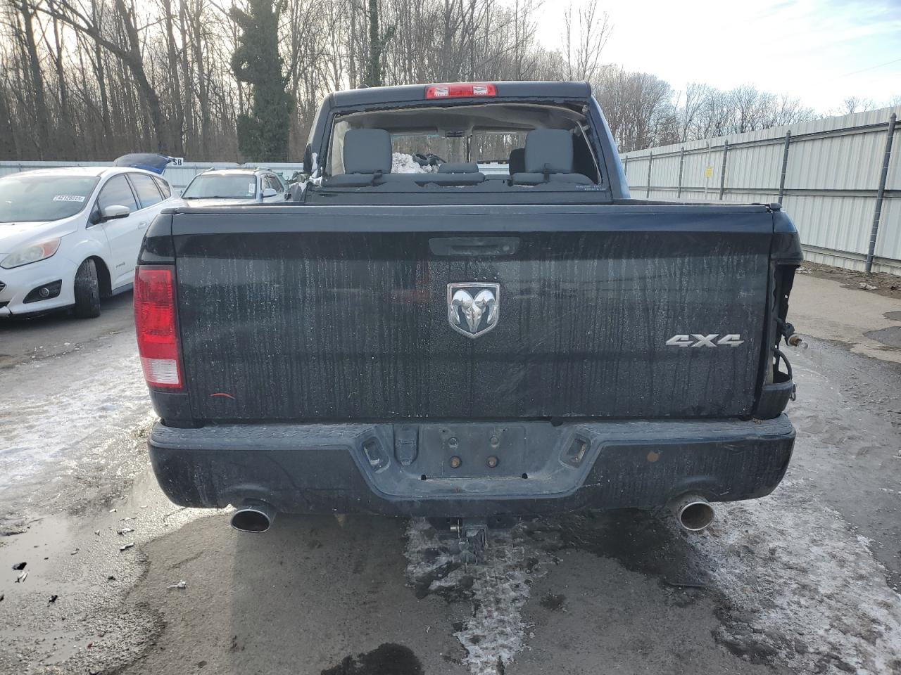 2014 RAM 1500 - Image 6
