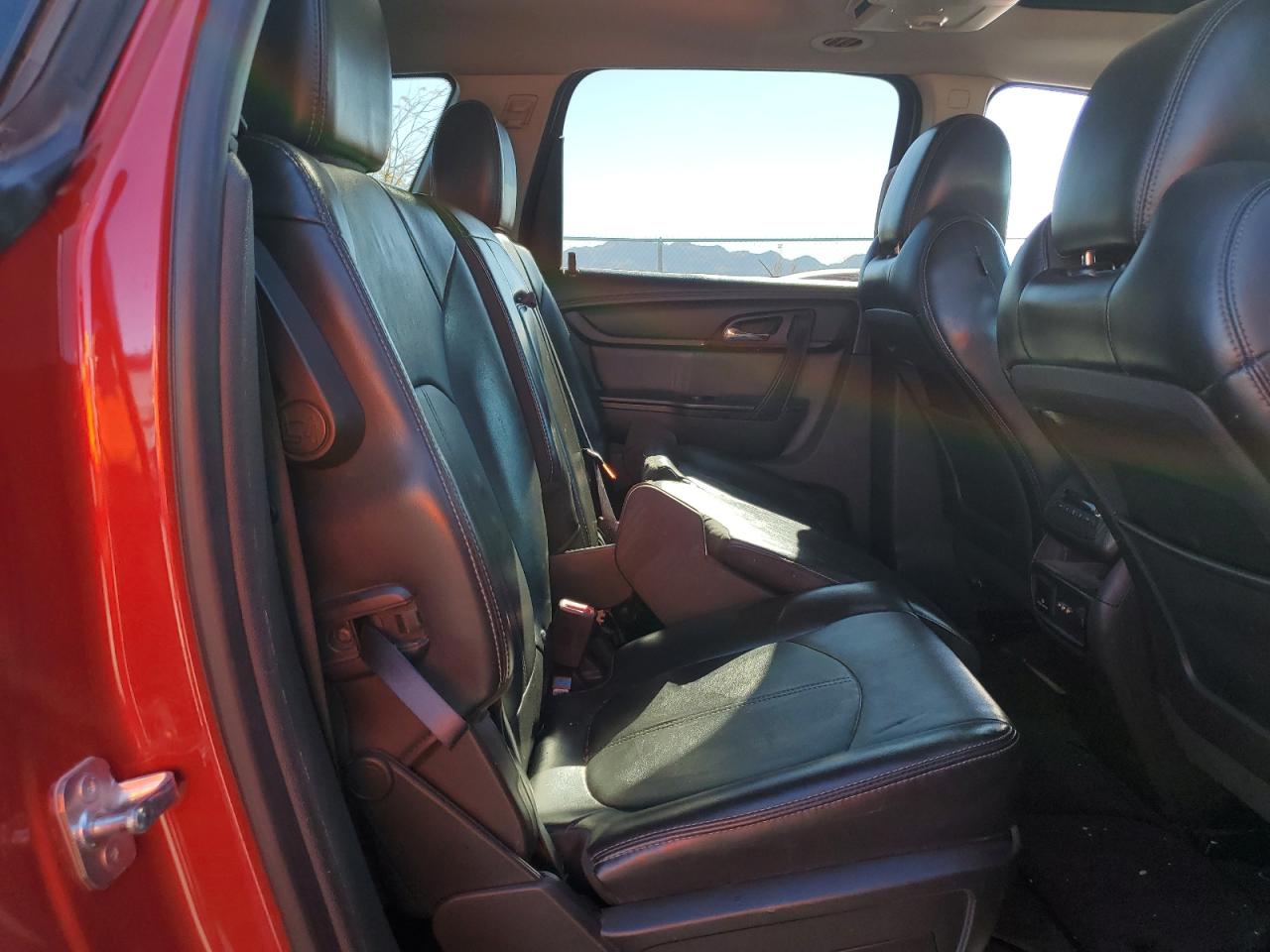 2013 Chevrolet Traverse - Image 11