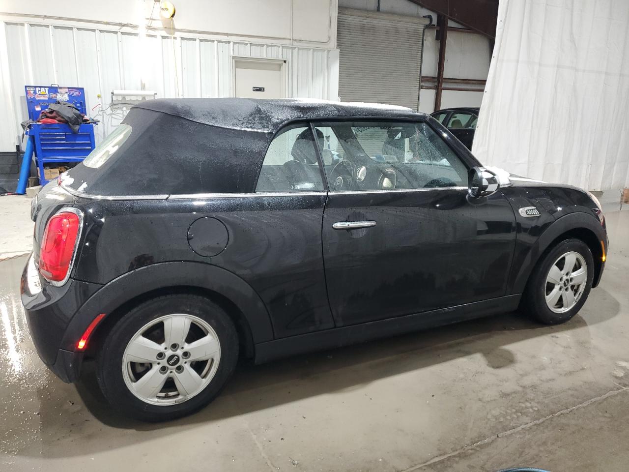 2017 MINI Cooper - Image 3
