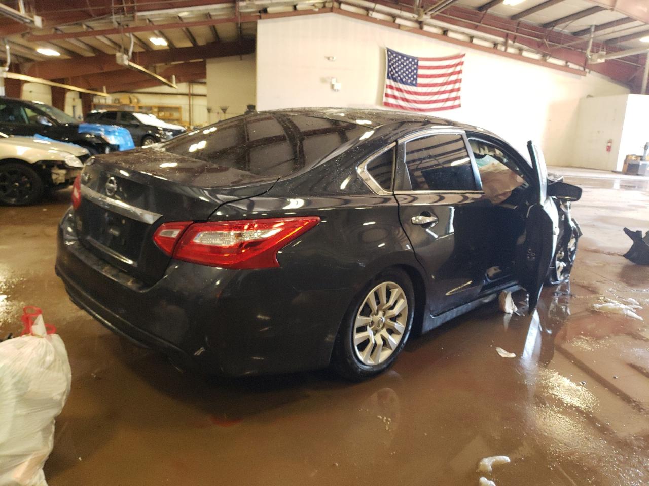 2016 Nissan Altima - Image 3