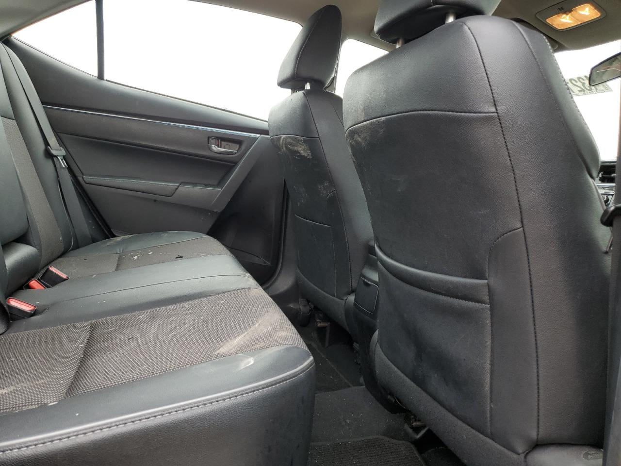 2015 Toyota Corolla - Image 10
