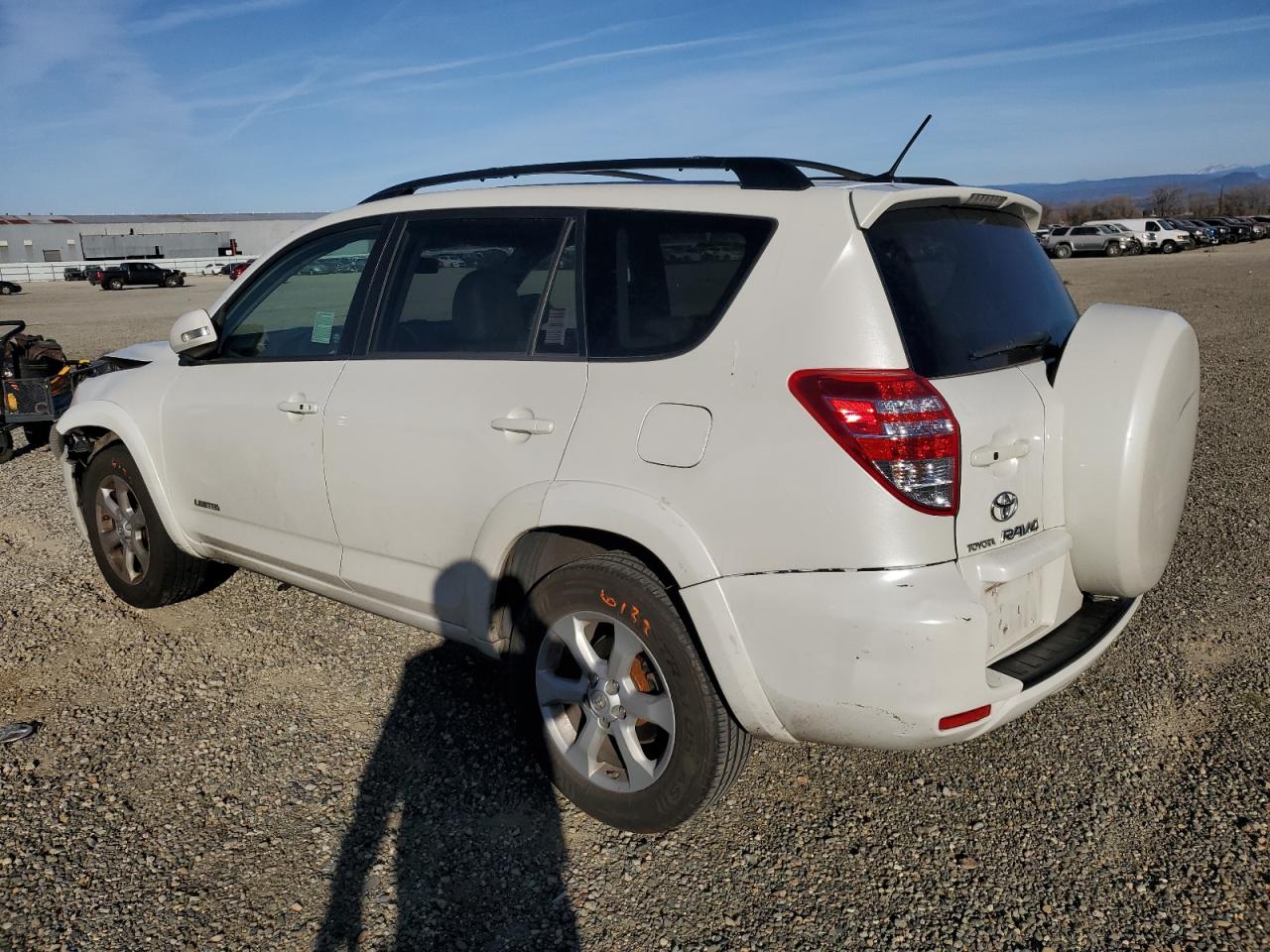 2009 Toyota RAV 4 - Image 2