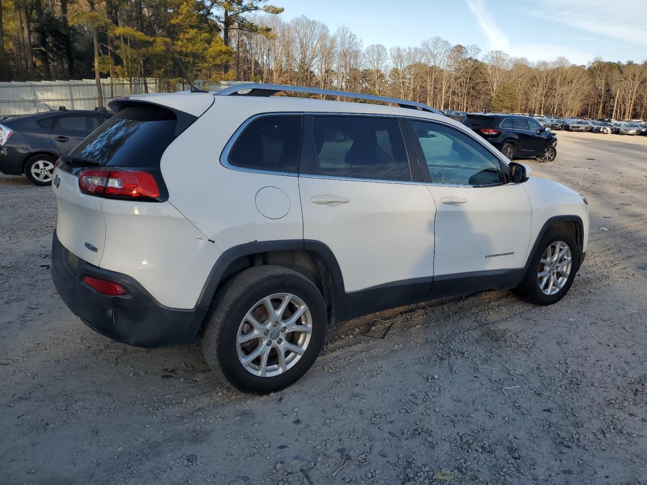 2016 Jeep Grand Cherokee - Image 3