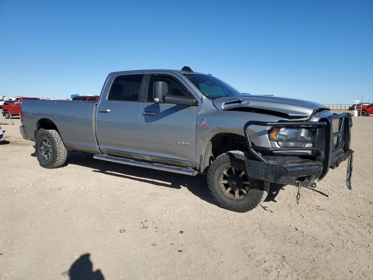 2022 RAM 3500 - Image 4