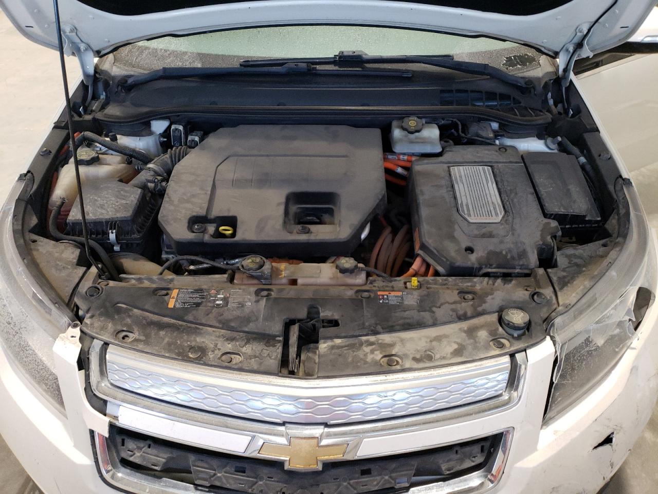 2013 Chevrolet Volt - Image 12