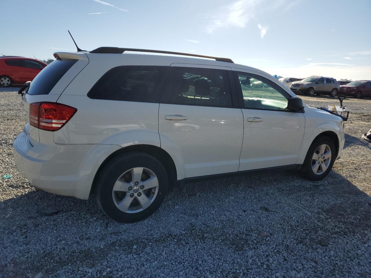 2016 Dodge Journey - Image 3