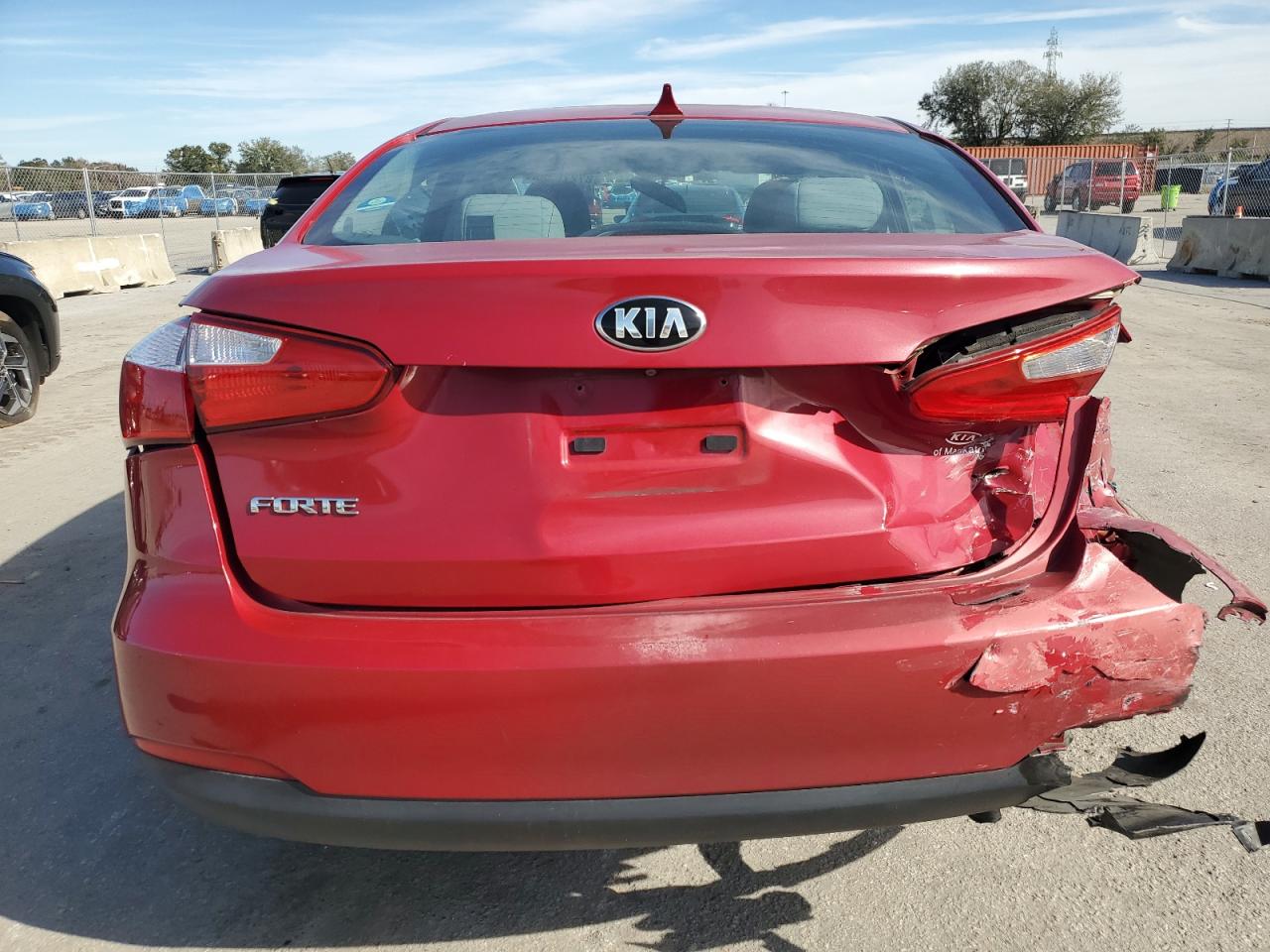 2016 Kia Forte - Image 6