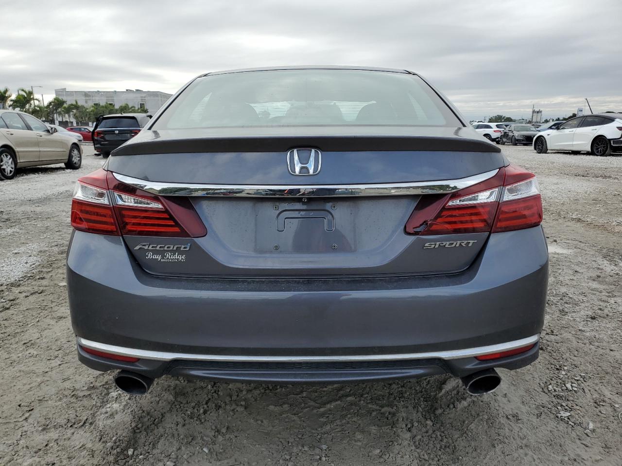 2017 Honda Accord - Image 6