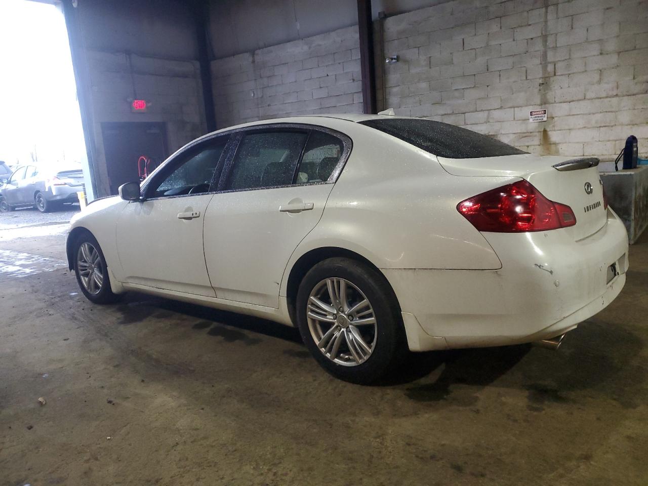 2013 Infiniti G - Image 2