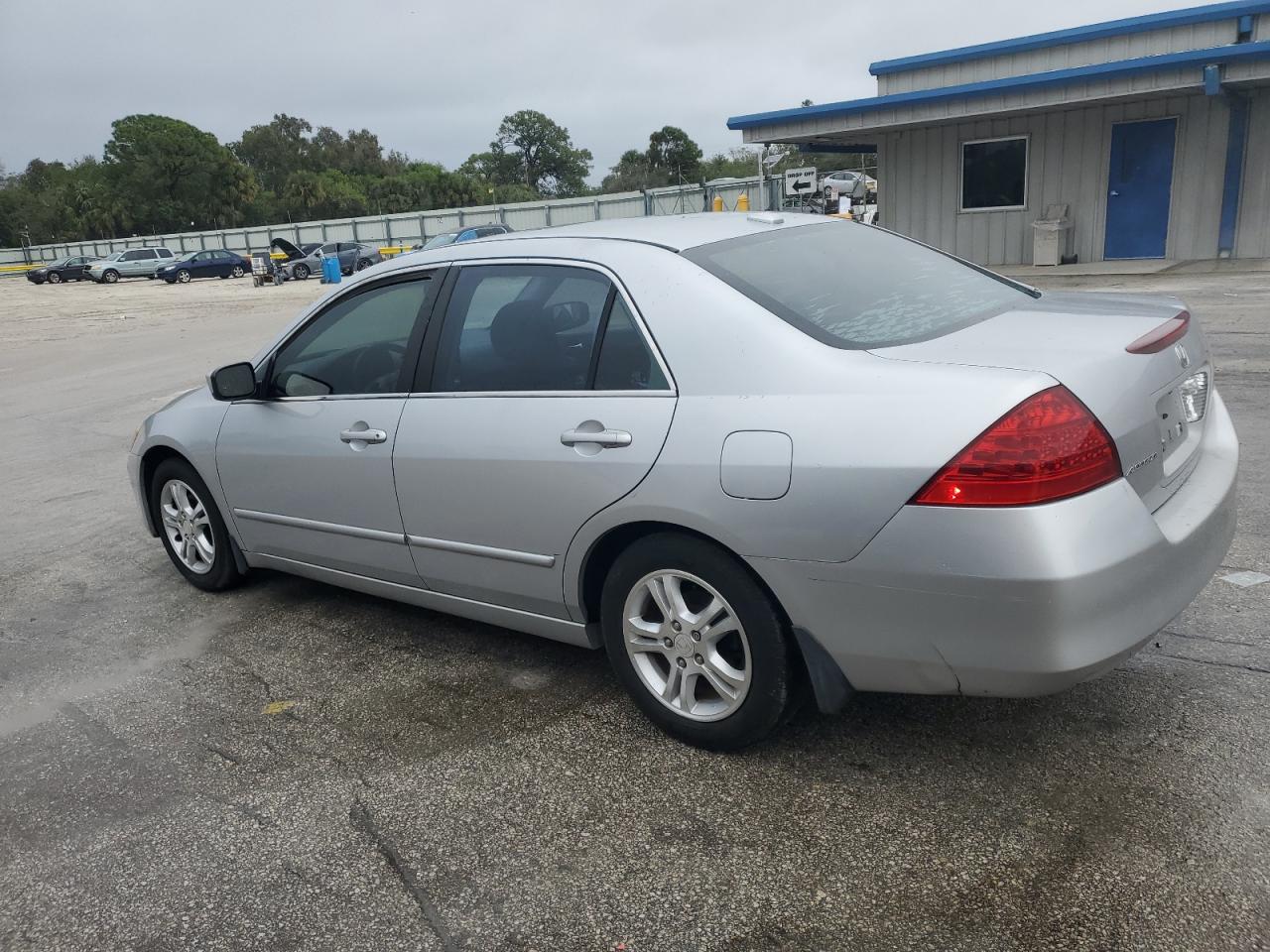 2007 Honda Accord - Image 2