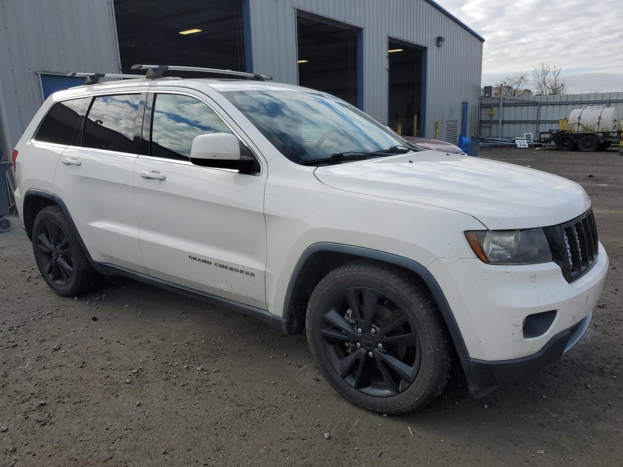 2012 Jeep Grand Cherokee - Image 4