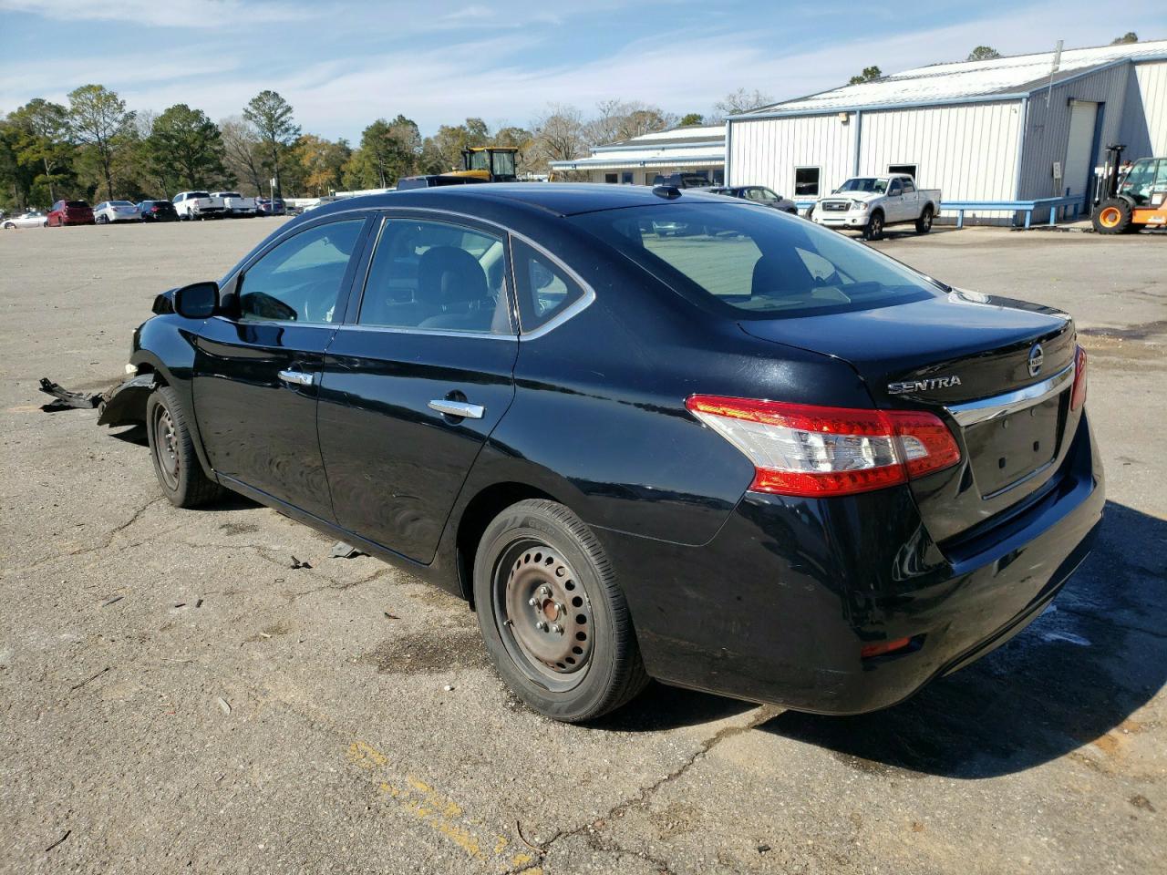2015 Nissan Sentra - Image 2