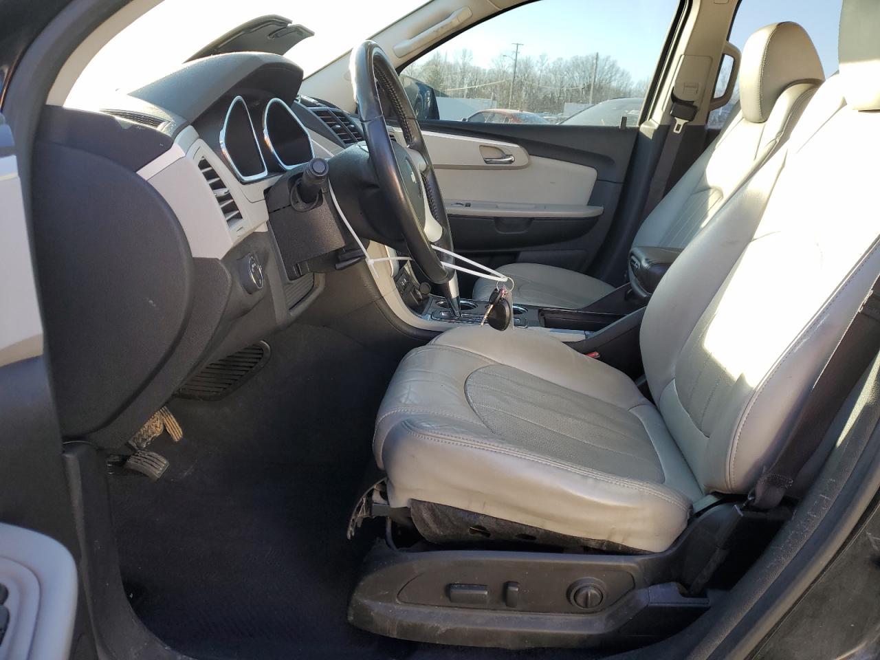2012 Chevrolet Traverse - Image 7