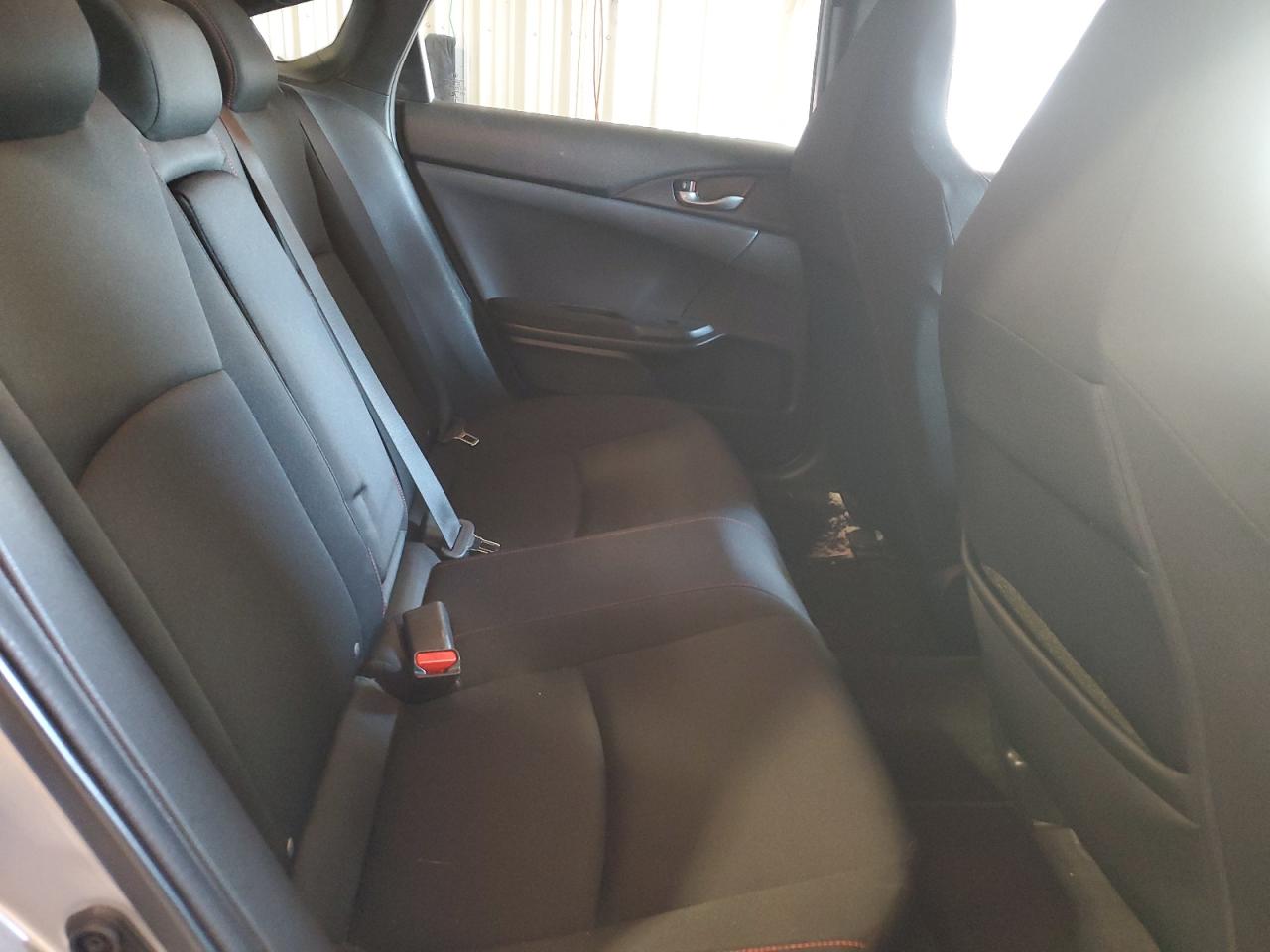 2018 Honda Civic - Image 10