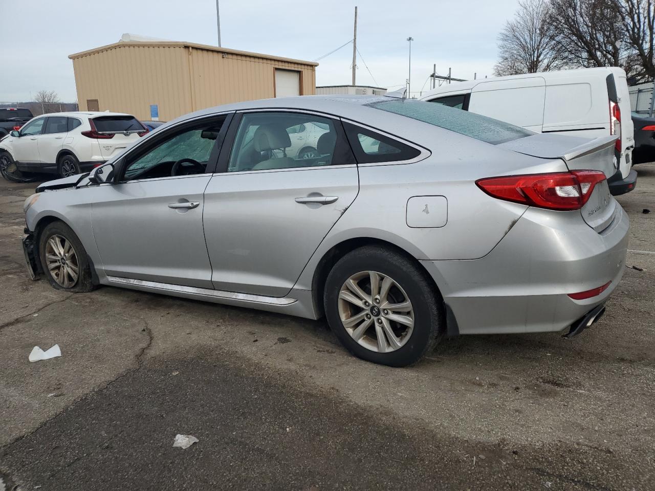 2015 Hyundai Sonata - Image 2