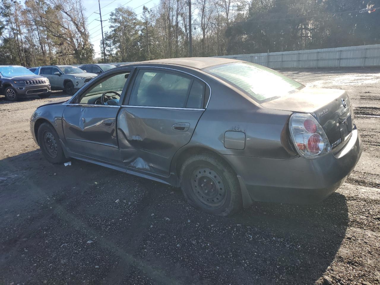 2006 Nissan Altima - Image 2