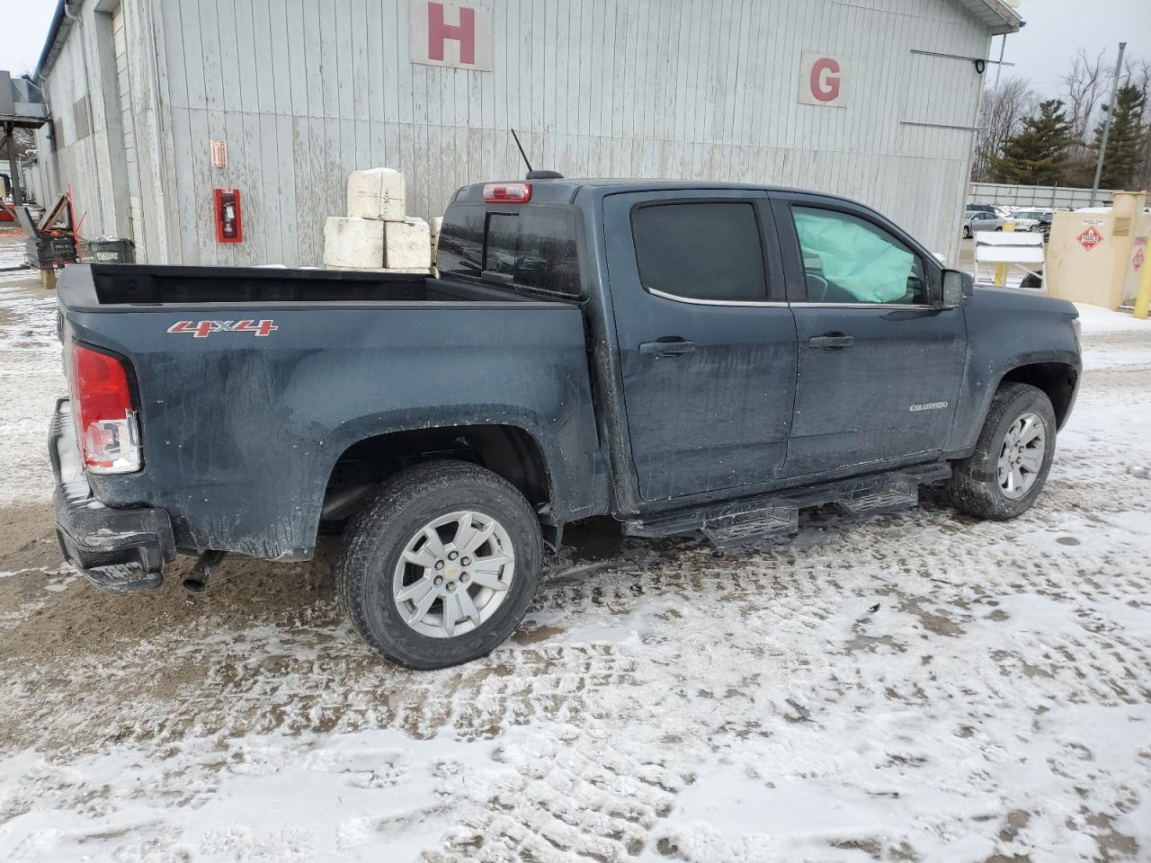 2020 Chevrolet Colorado - Image 3