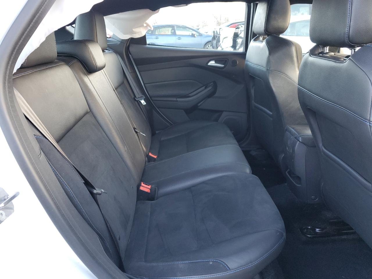 2017 Ford Focus - Image 11