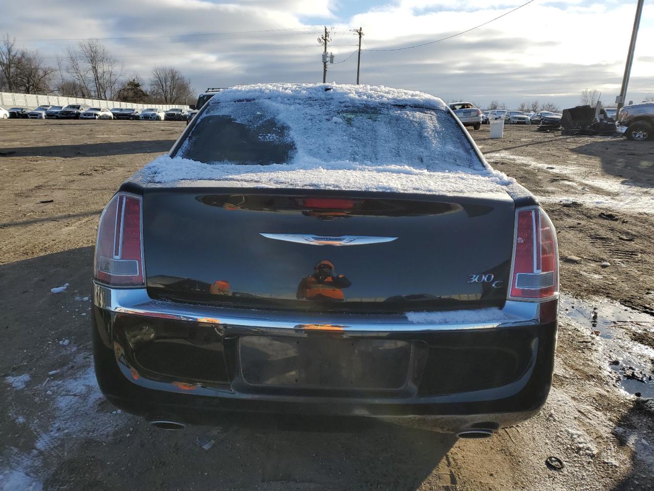 VIN 2C3CCAET9DH518496 2013 CHRYSLER 300 no.6