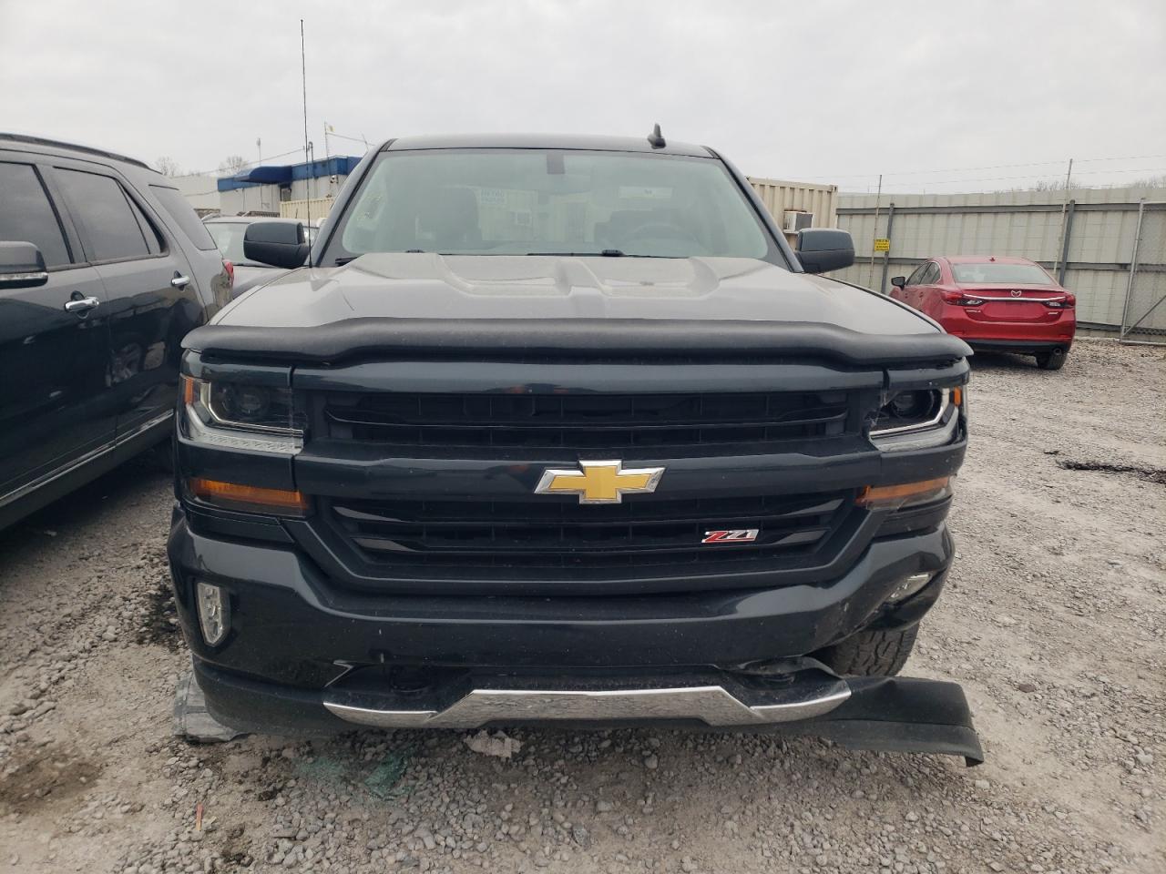 2018 Chevrolet Silverado - Image 5