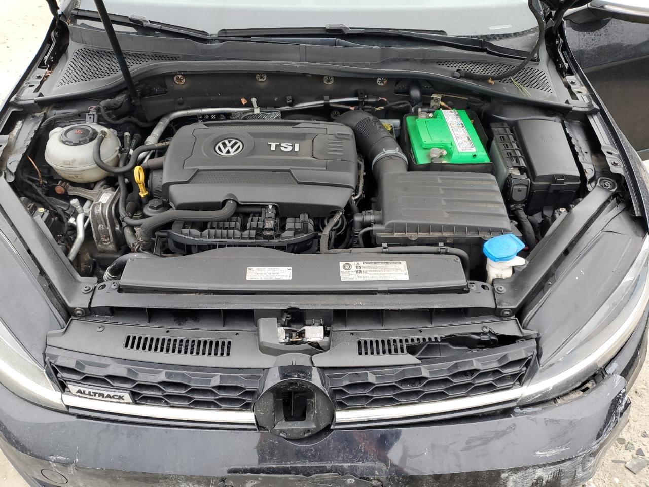 2018 Volkswagen Golf - Image 11