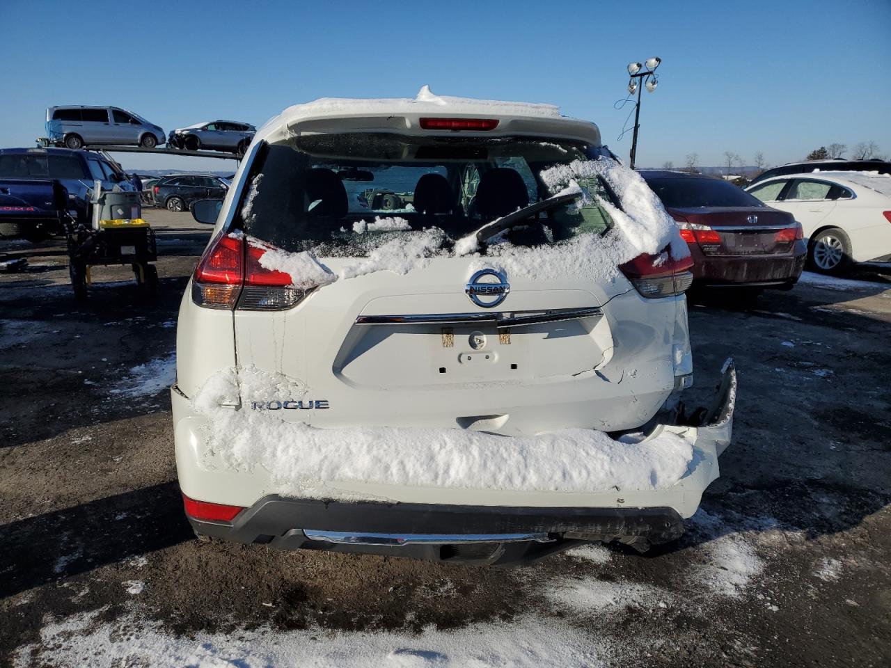 2018 Nissan Rogue - Image 6