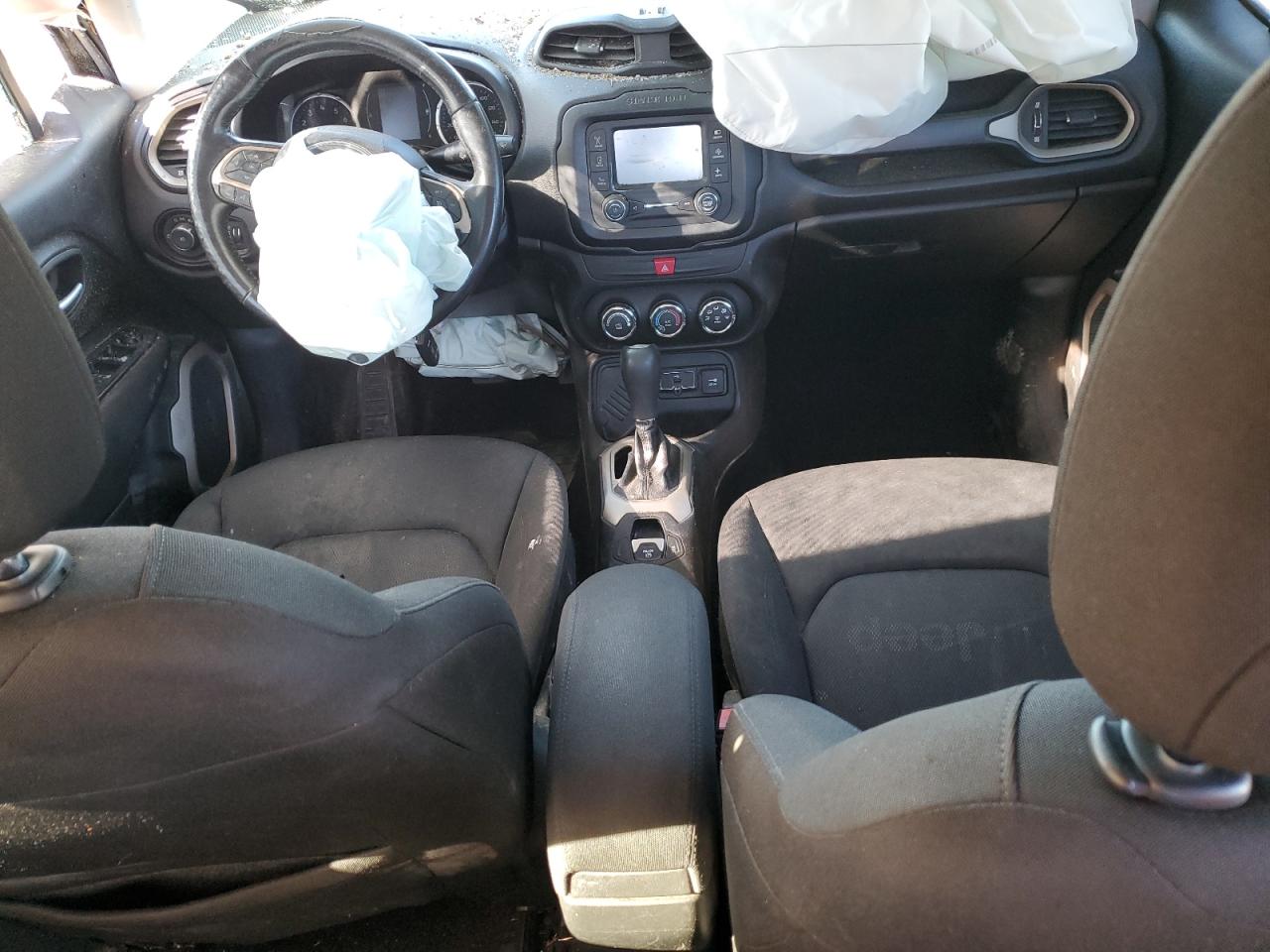 2017 Jeep Renegade - Image 8