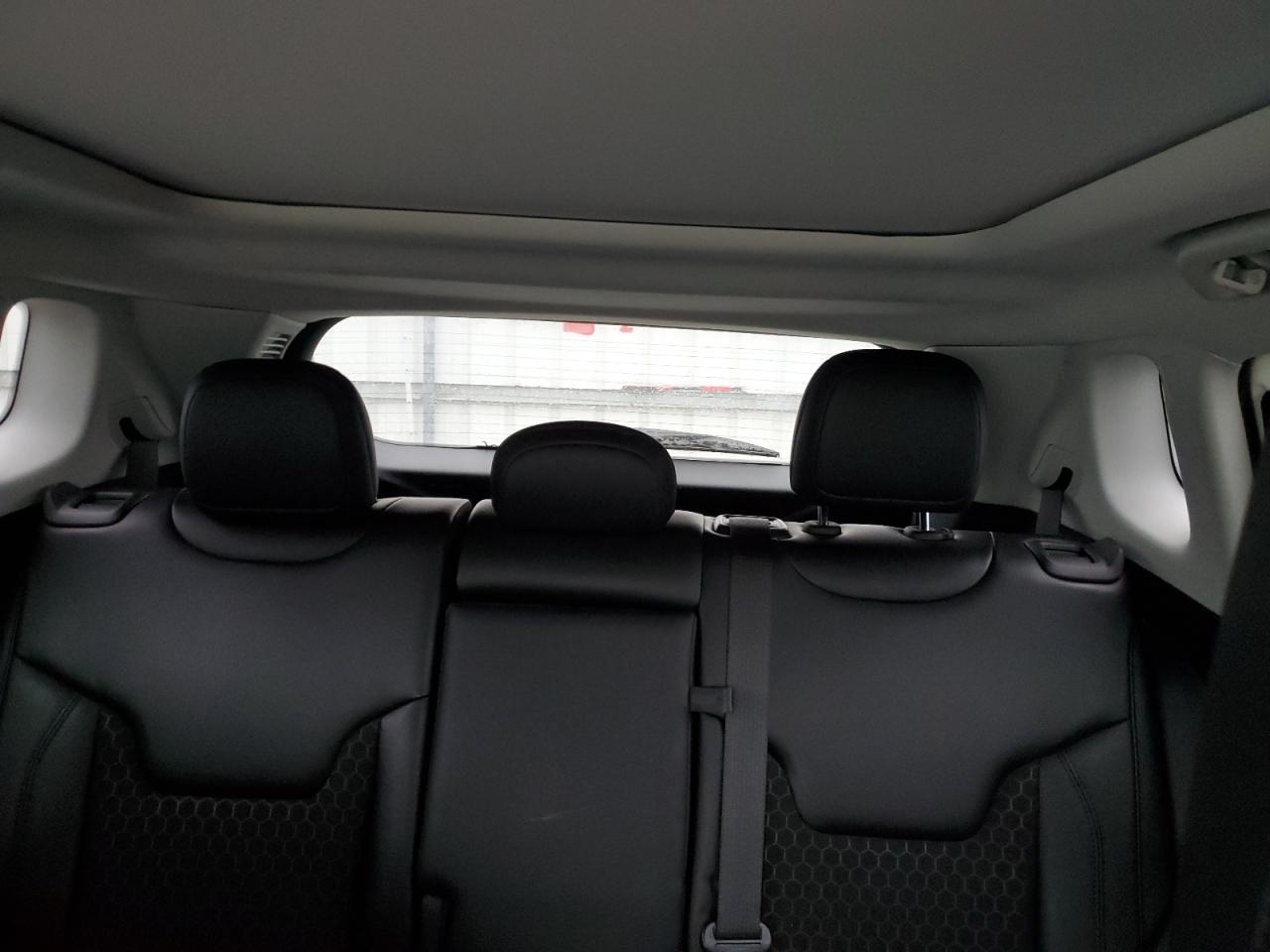 2021 Jeep Compass - Image 10