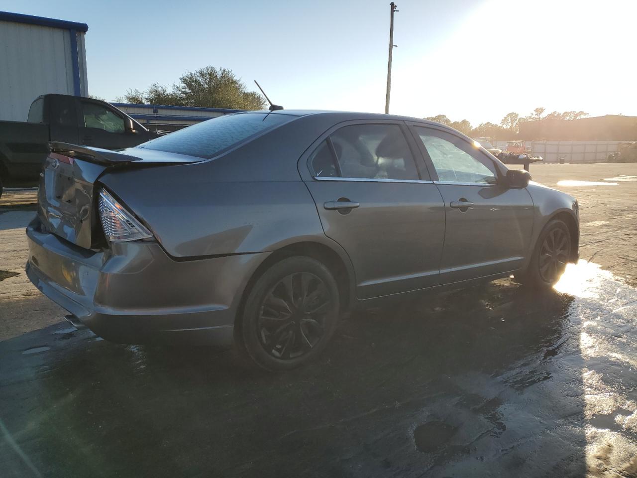2010 Ford Fusion - Image 3