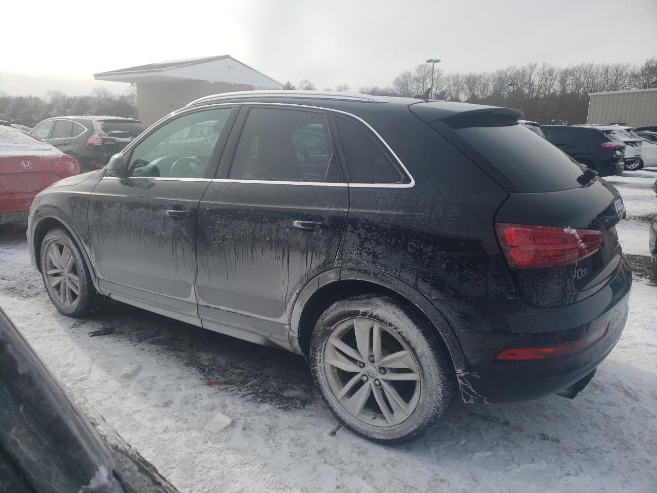 2016 Audi Q3 - Image 2
