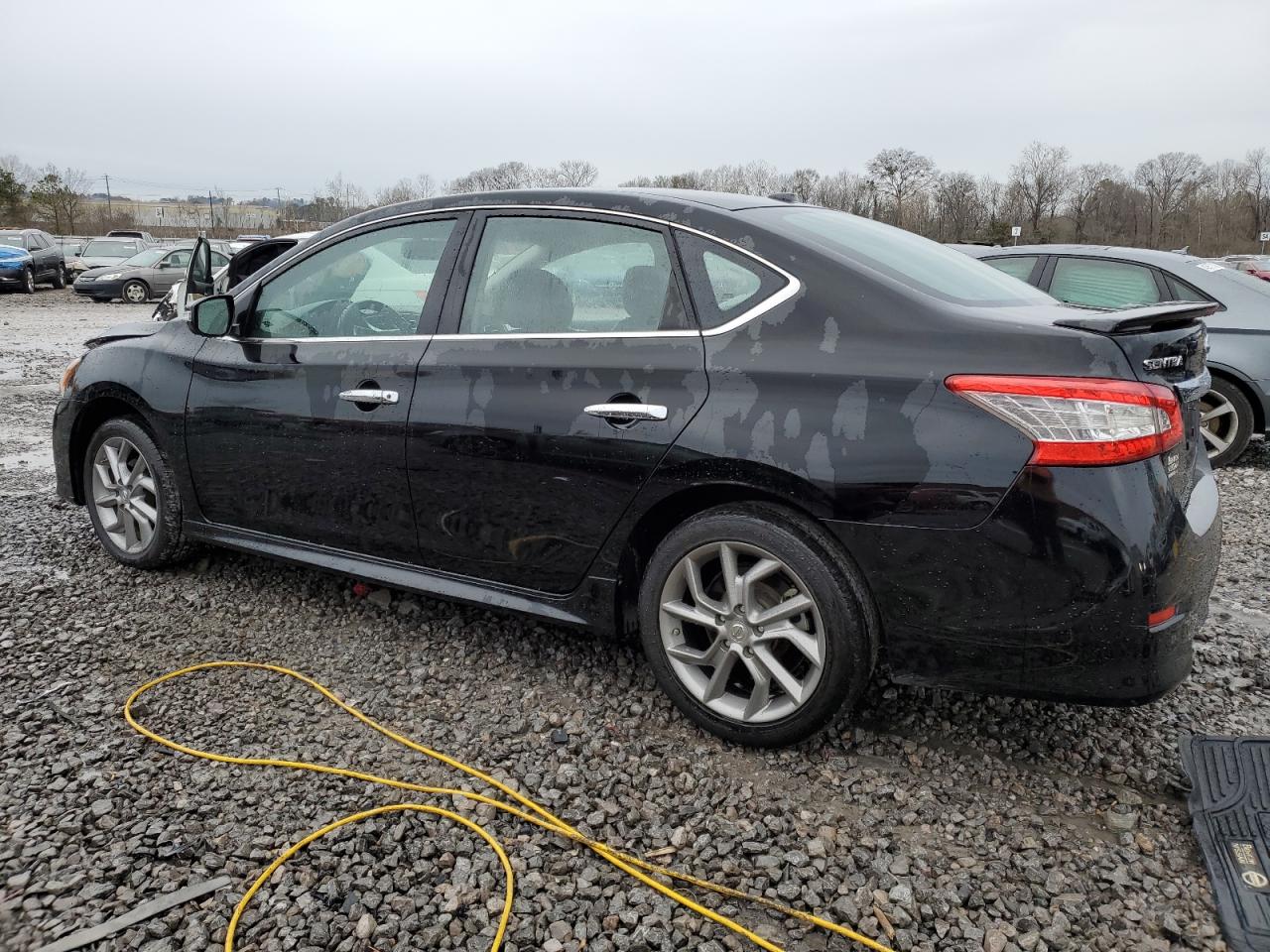 2015 Nissan Sentra - Image 2