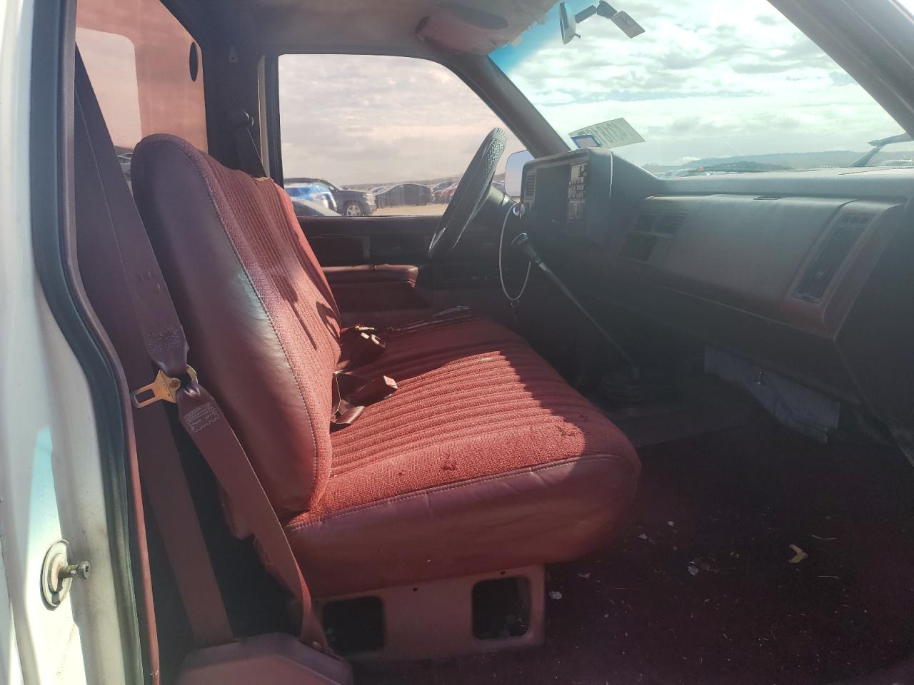 1989 Chevrolet Silverado - Image 10