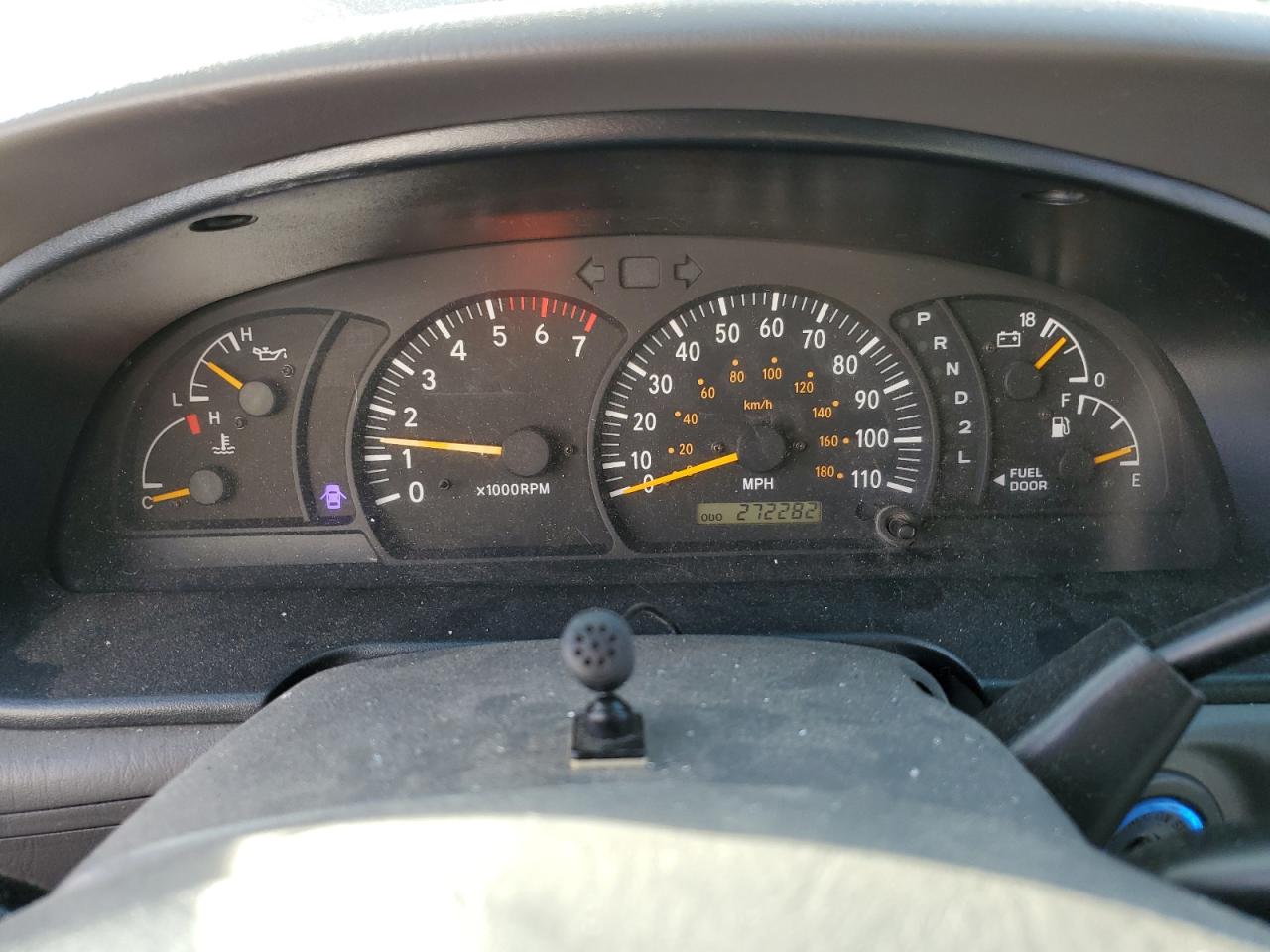 2002 Toyota Tundra - Image 9