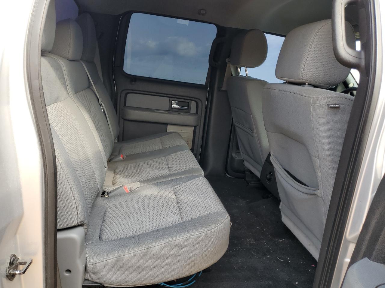 2012 Ford F-150 - Image 10