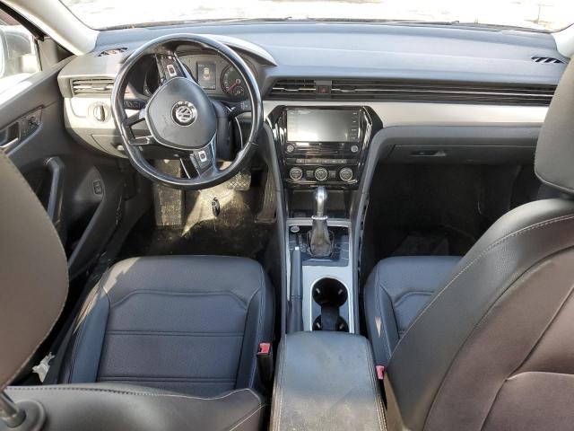  VOLKSWAGEN PASSAT 2020 Серый