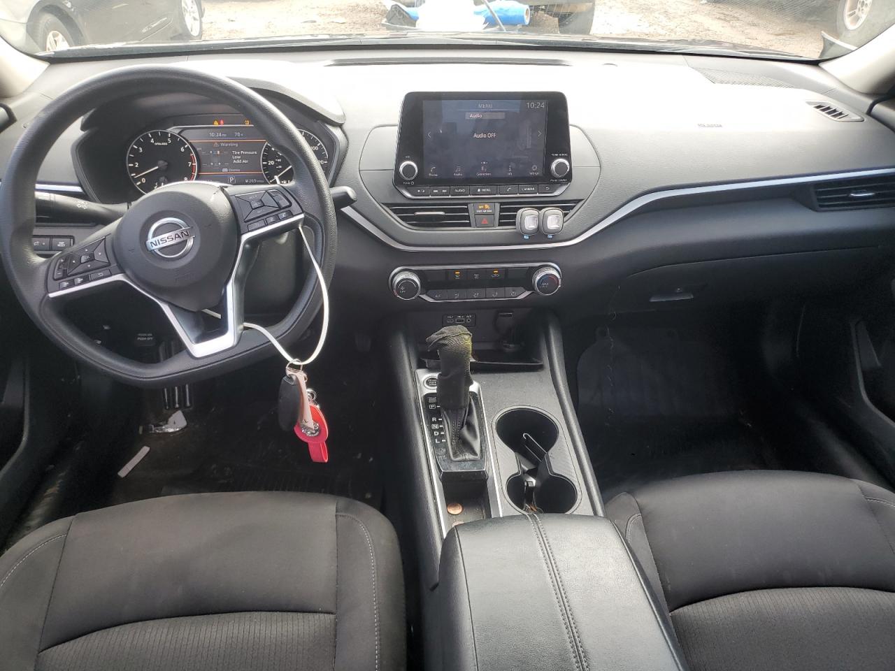 2020 Nissan Altima - Image 8