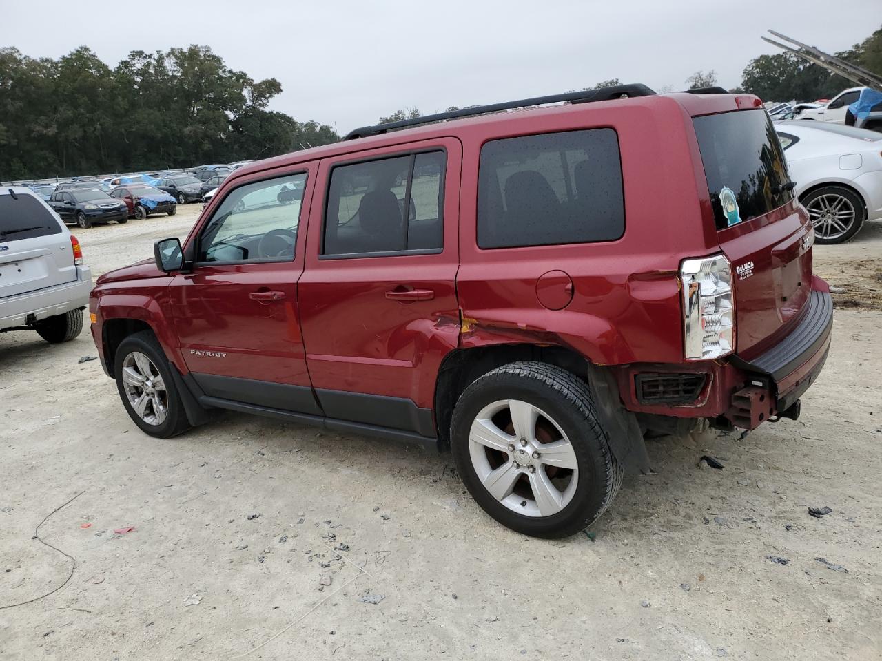 2012 Jeep Liberty (Patriot) - Image 2