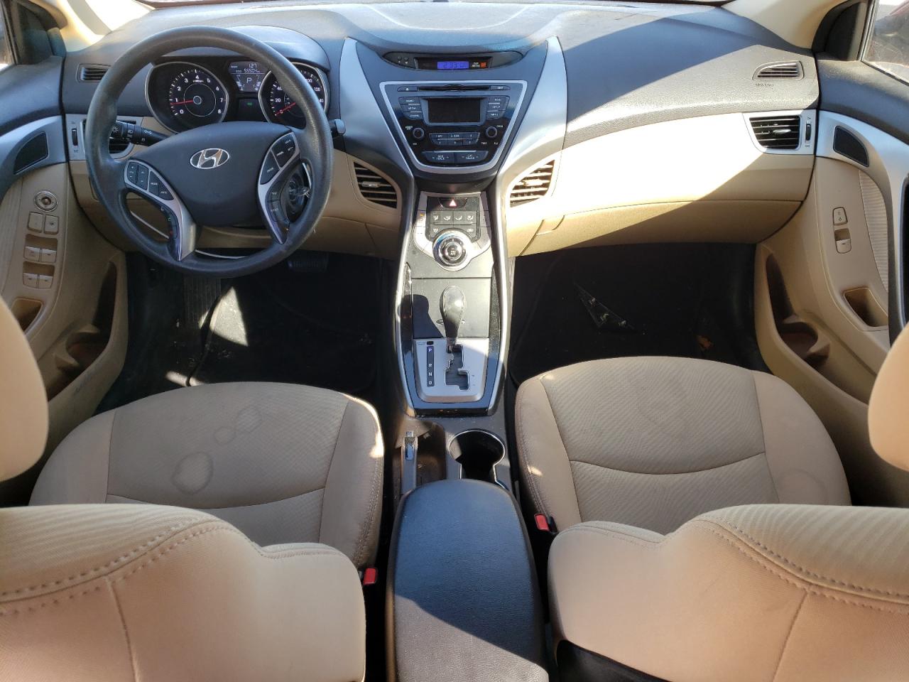 2013 Hyundai Elantra - Image 8