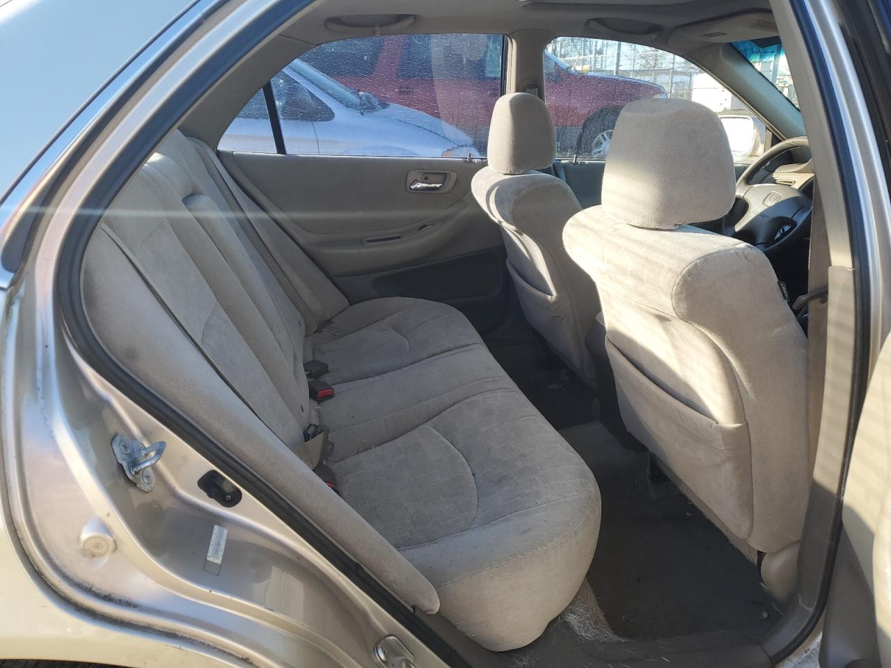 2001 Honda Accord - Image 10
