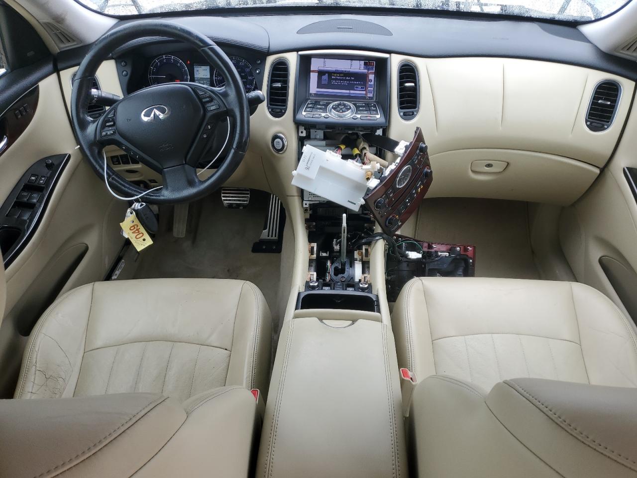 2016 Infiniti QX50 - Image 8