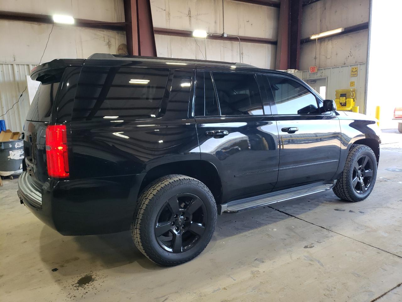 2015 Chevrolet Tahoe - Image 3
