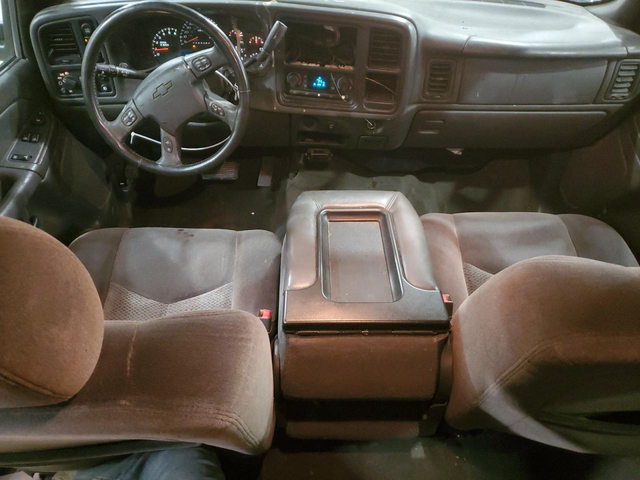 2006 Chevrolet Silverado - Image 8