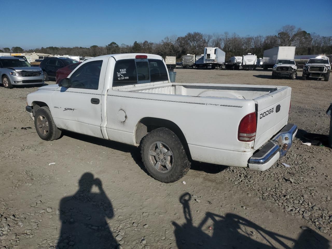 2001 Dodge Dakota - Image 2