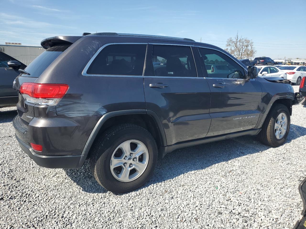 2016 Jeep Grand Cherokee - Image 3