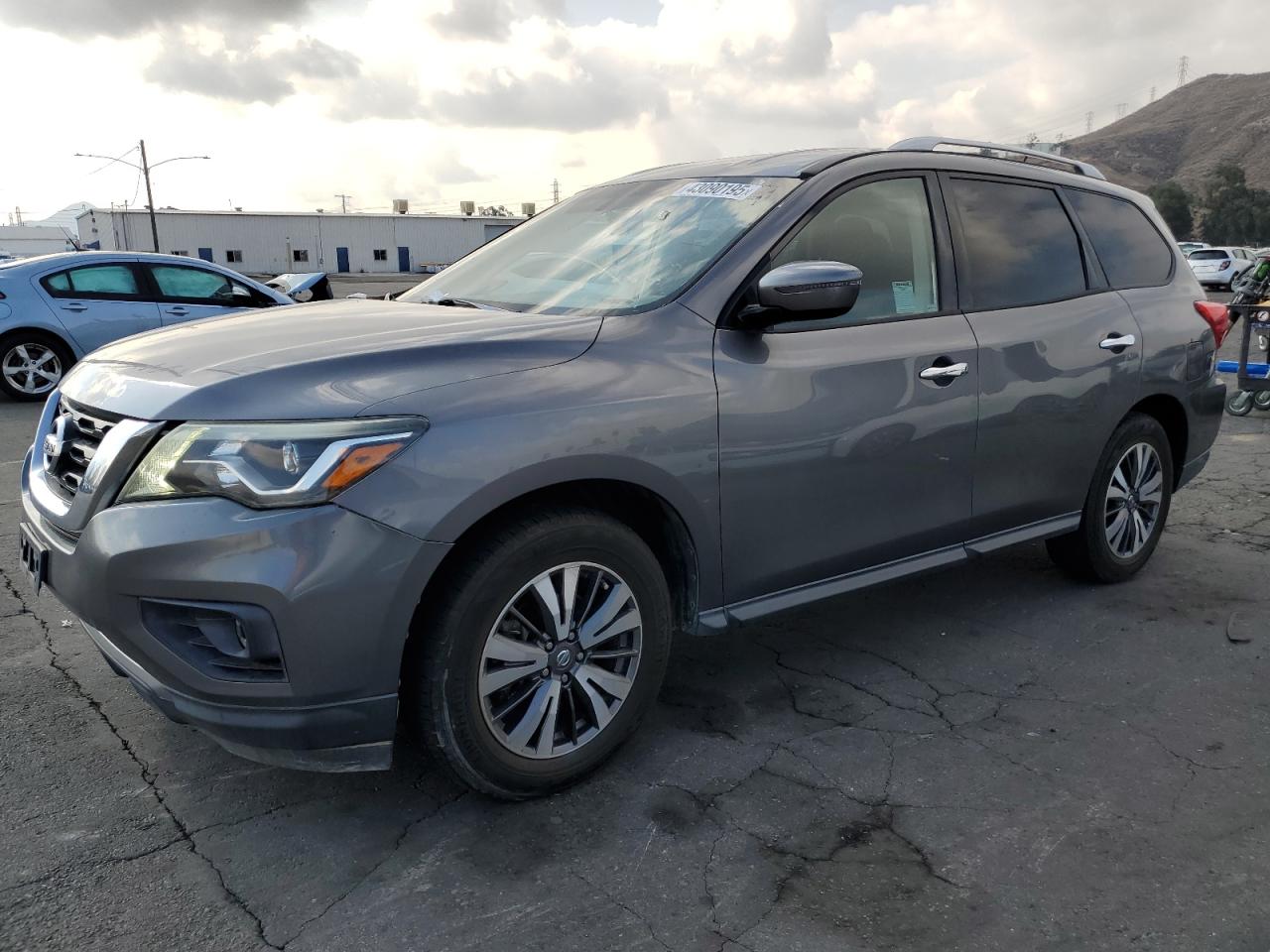 Colton, CA에서 판매 중인 2017 Nissan Pathfinder S - Front End