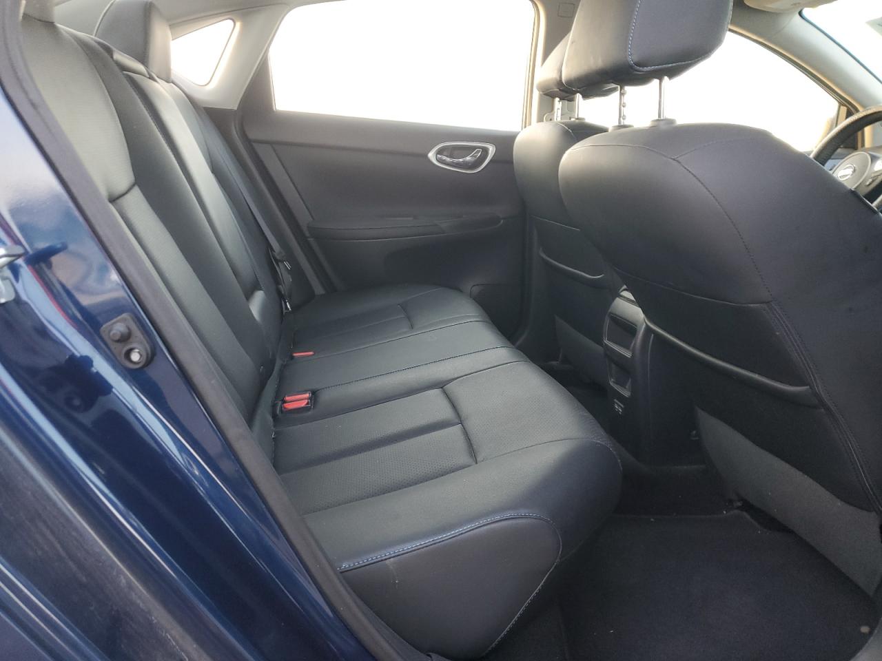 2017 Nissan Sentra - Image 10