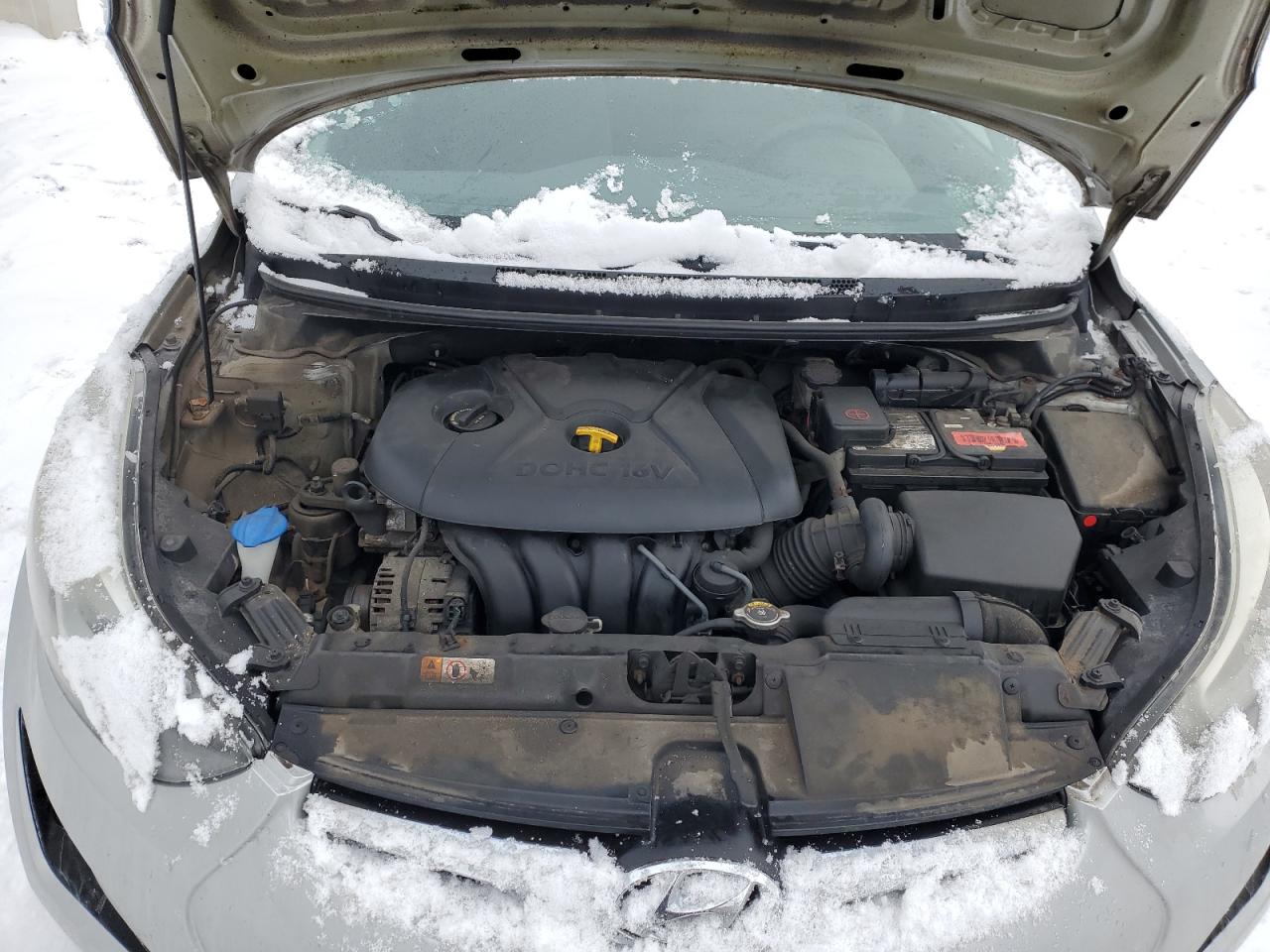 2014 Hyundai Elantra - Image 11
