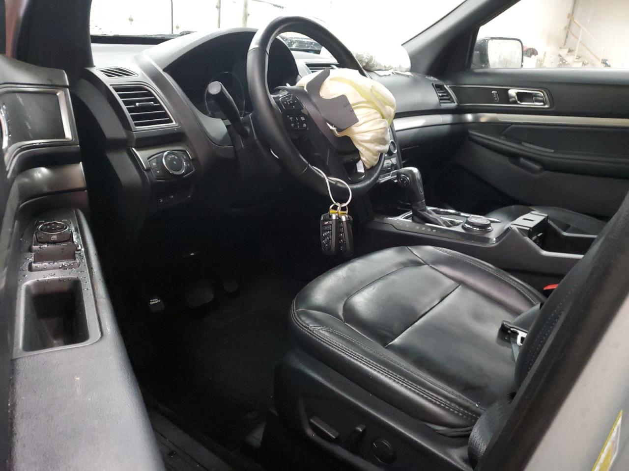 2019 Ford Explorer - Image 7