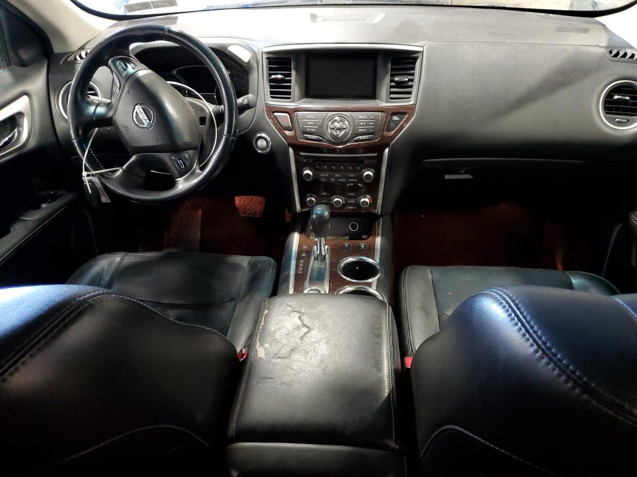 2014 Nissan Pathfinder - Image 8
