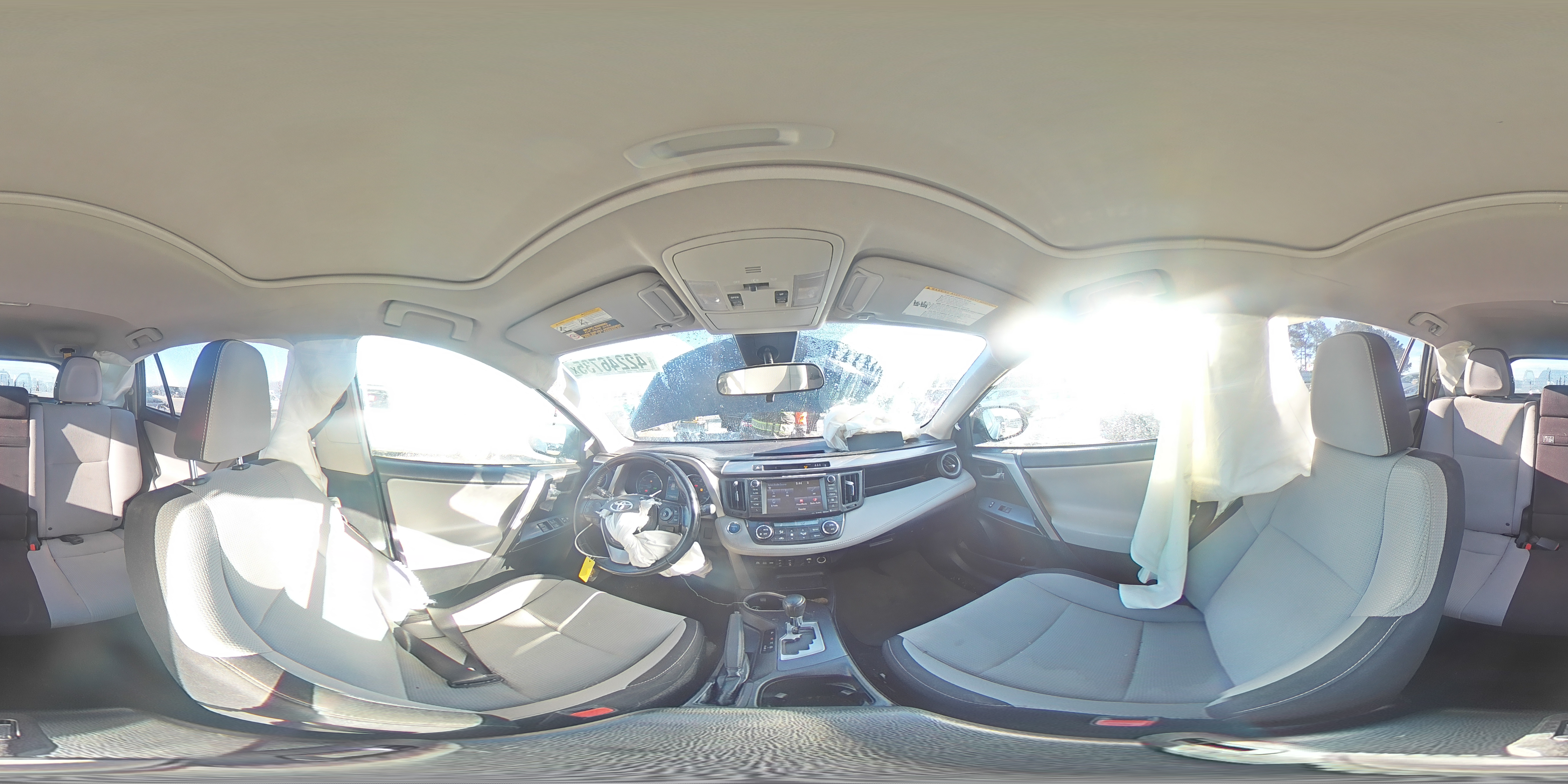 2018 Toyota RAV 4 - Image 14